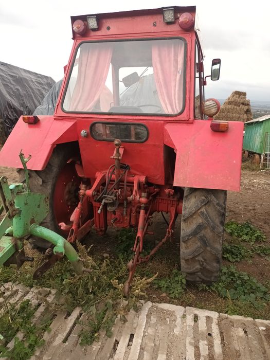 Vand tractor in stare foarte buna de functionare