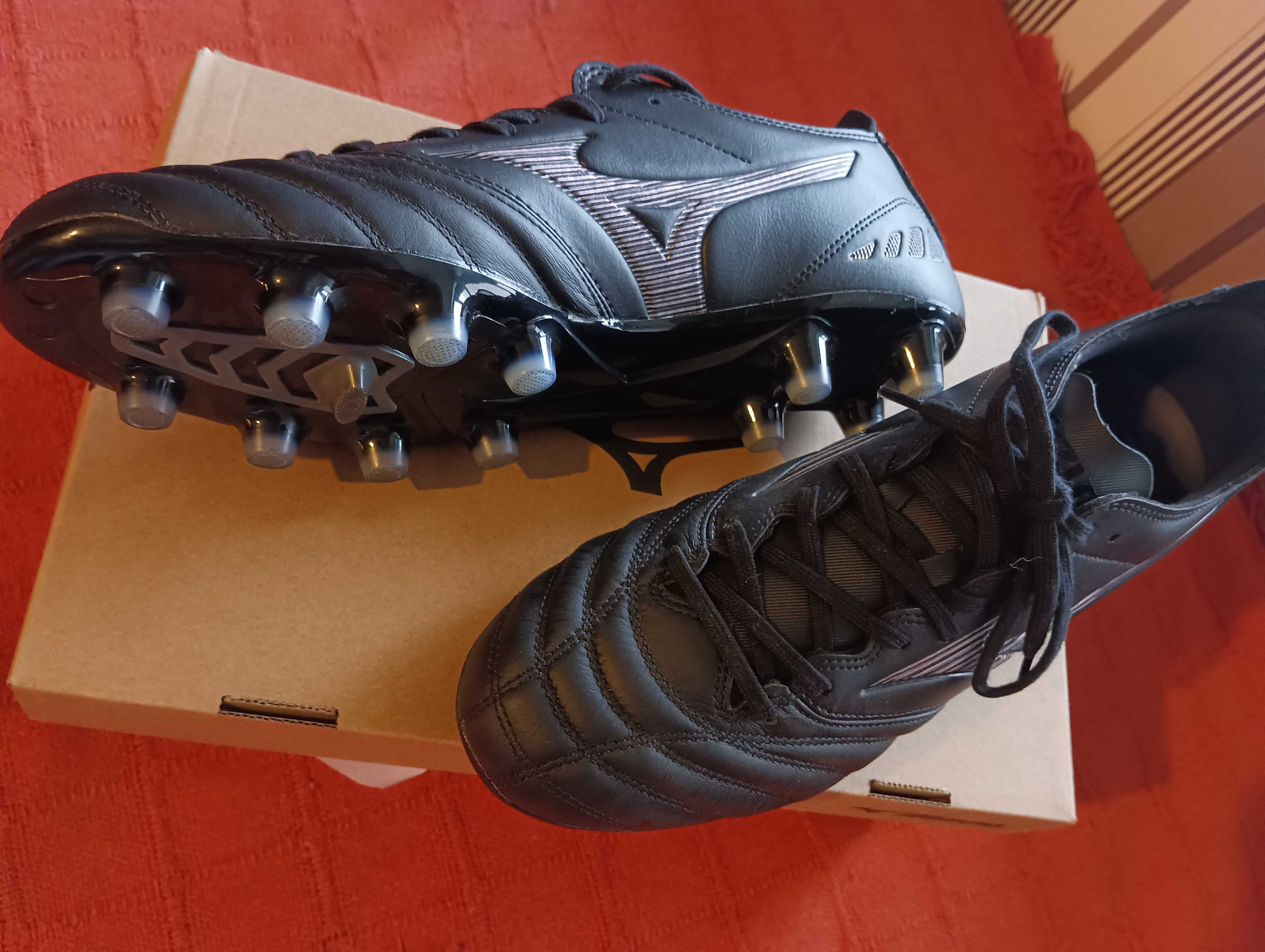 Футболни обувки Mizuno Morelia III PRO