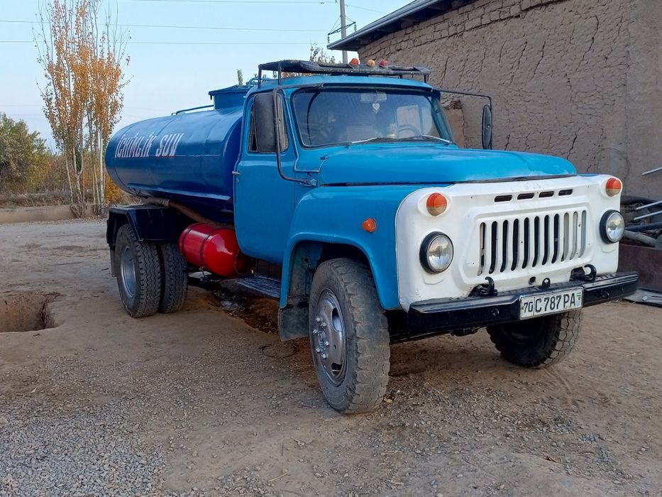 Gaz 53 vodavoz sotiladi