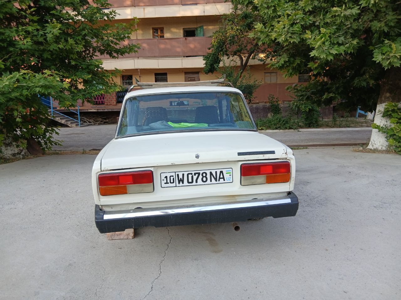 Vaz 2107 sotiladi