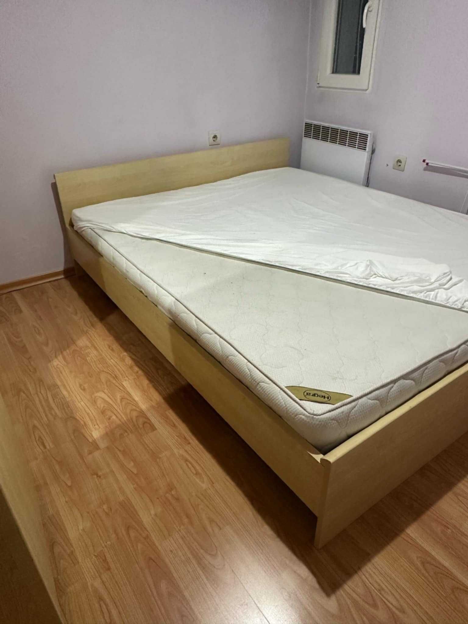 Легло с матрак 160см./200см.