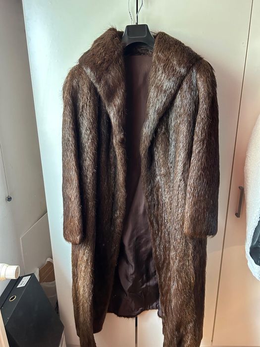 Haina de blana de nurca