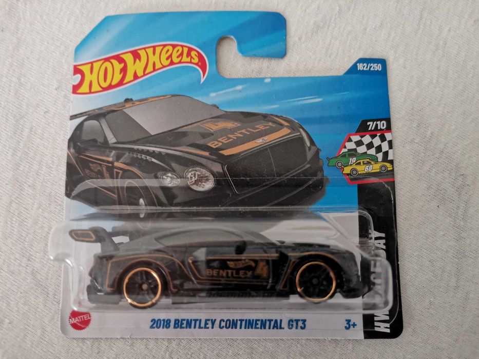 Hot Wheels модели на марките Bentley, Chevy, Porsche, Ford и Tesla