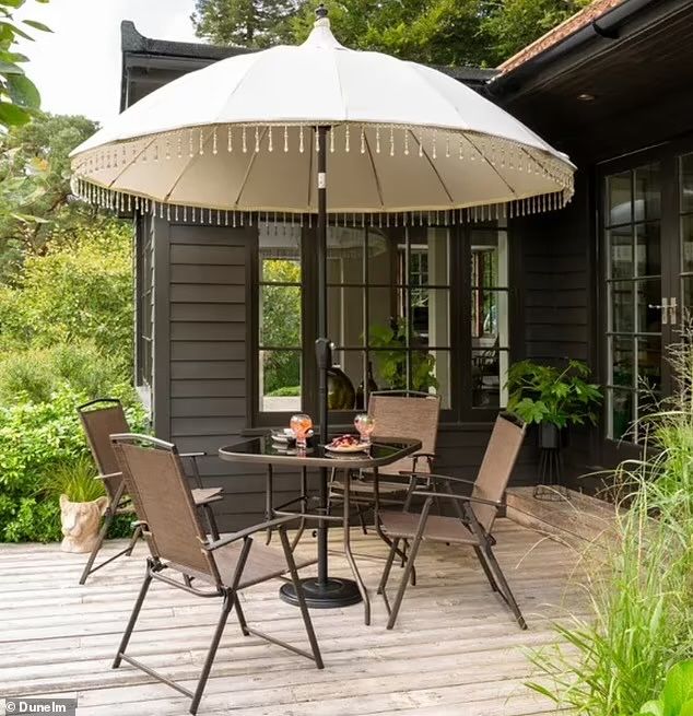 Umbrela 2.7m Dunelm Noua