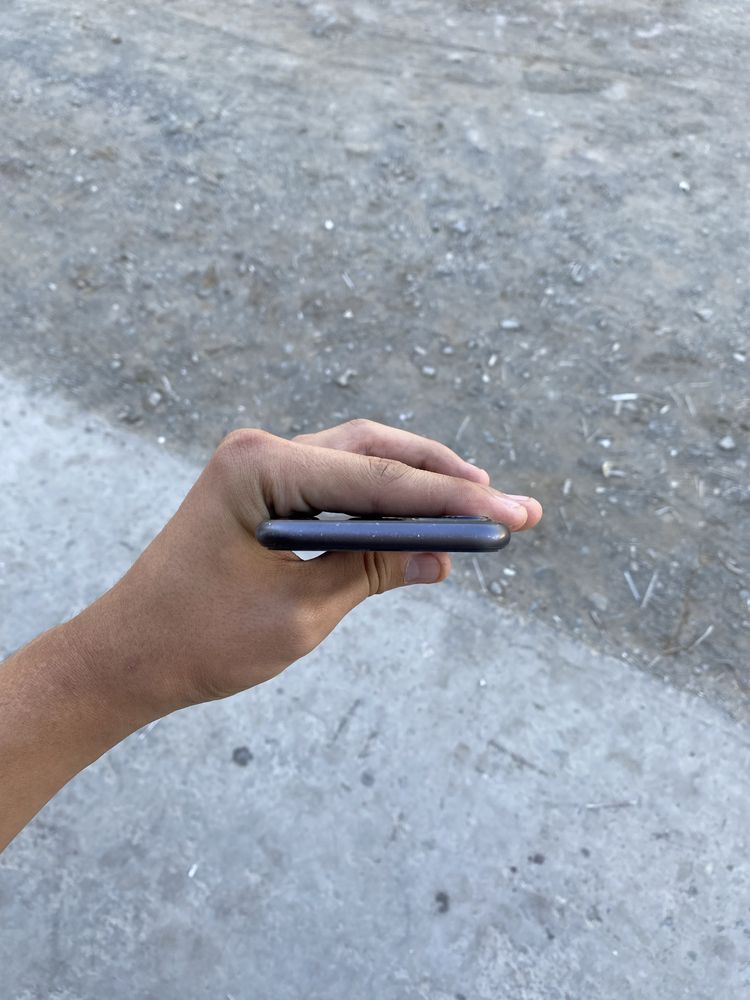 Iphone 11 satiladi