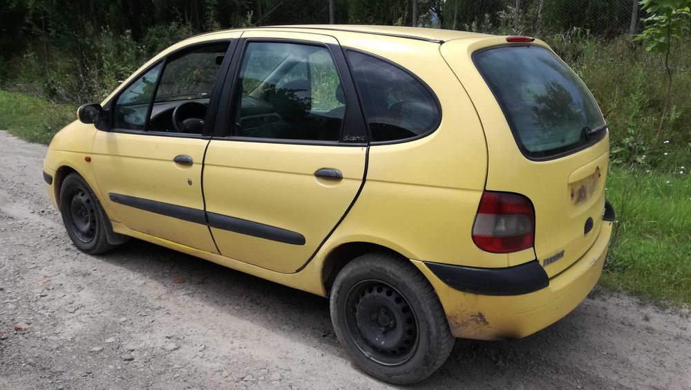 Рено-Сценик/Renault Scenic-На части