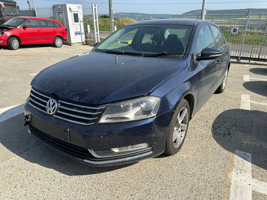 Dezmembrez / Dezmembrari / Piese / Accesorii Vw passat b7 2.0 tdi cffb 2011 berlina