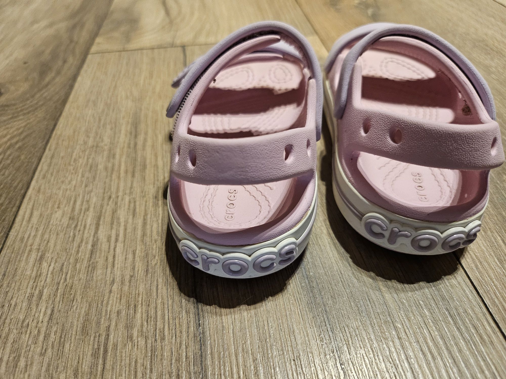 Сандали Crocs за момиче