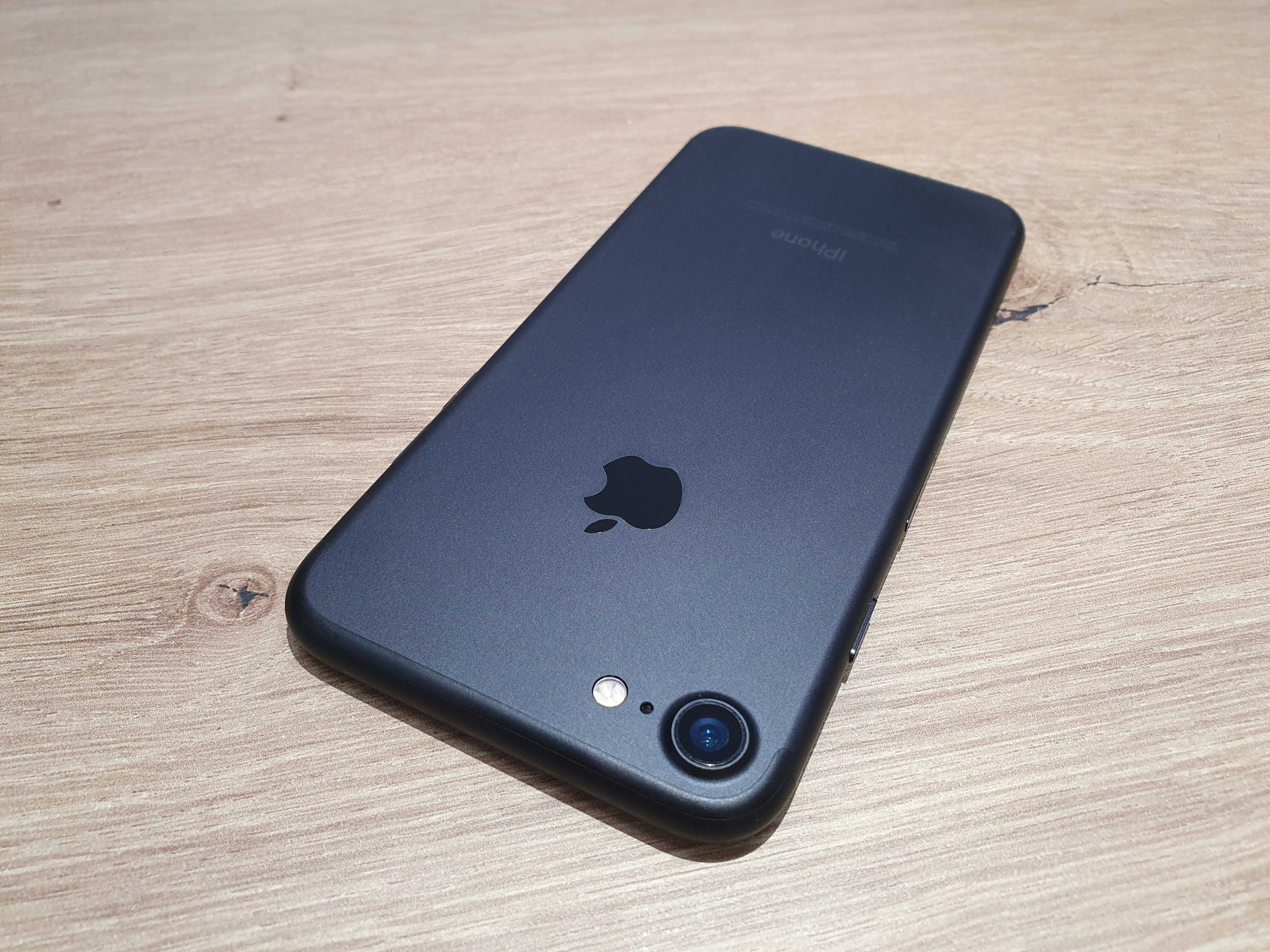 Iphone 7 Black 32GB 4.7'' 12MP 2GB Ram Factura & Garantie