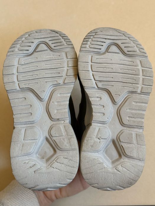 Детские ботинки 25 размер