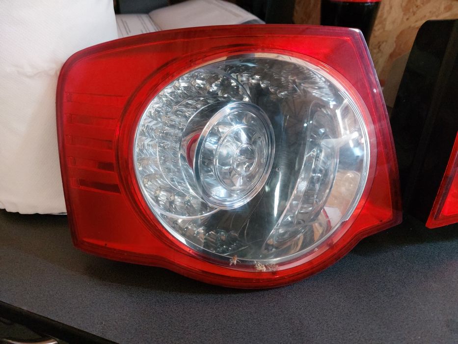 Set 4 stopuri / triple VOLKSWAGEN JETTA 2005 - 2010