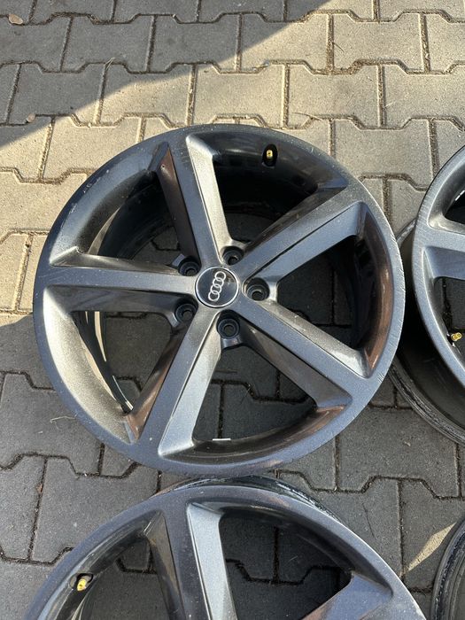 Jante origi 18 5 112 Audi A3 A4 A5 A6 A7 A8 Q3 Q5 Mercedes Wv Skoda Se