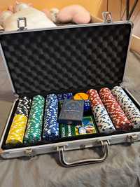 Покер сет 300 чипа с куфар