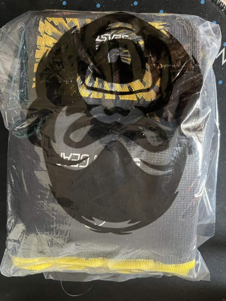 Manusi MMA noi —