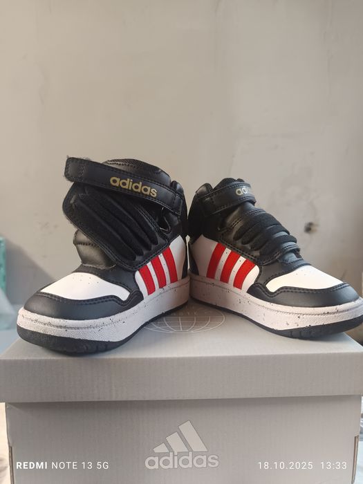 Детски маратонки Adidas 25