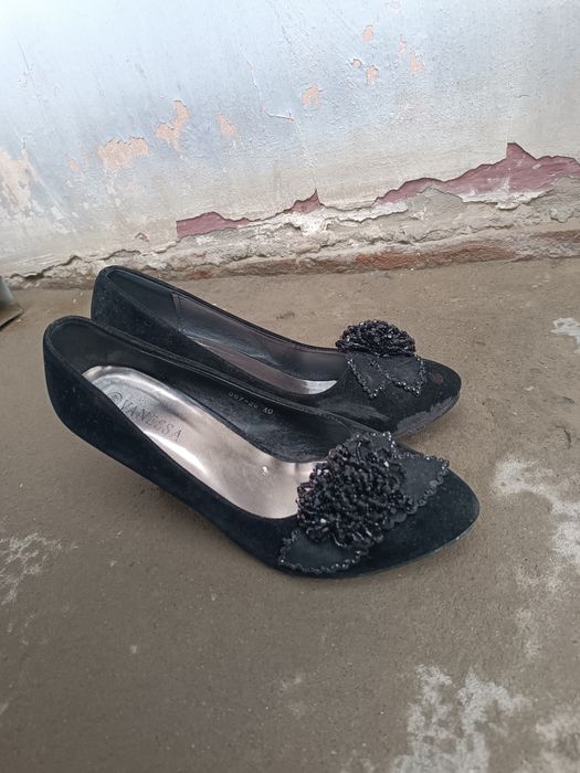 Tufli sotiladi Qarshi shahar