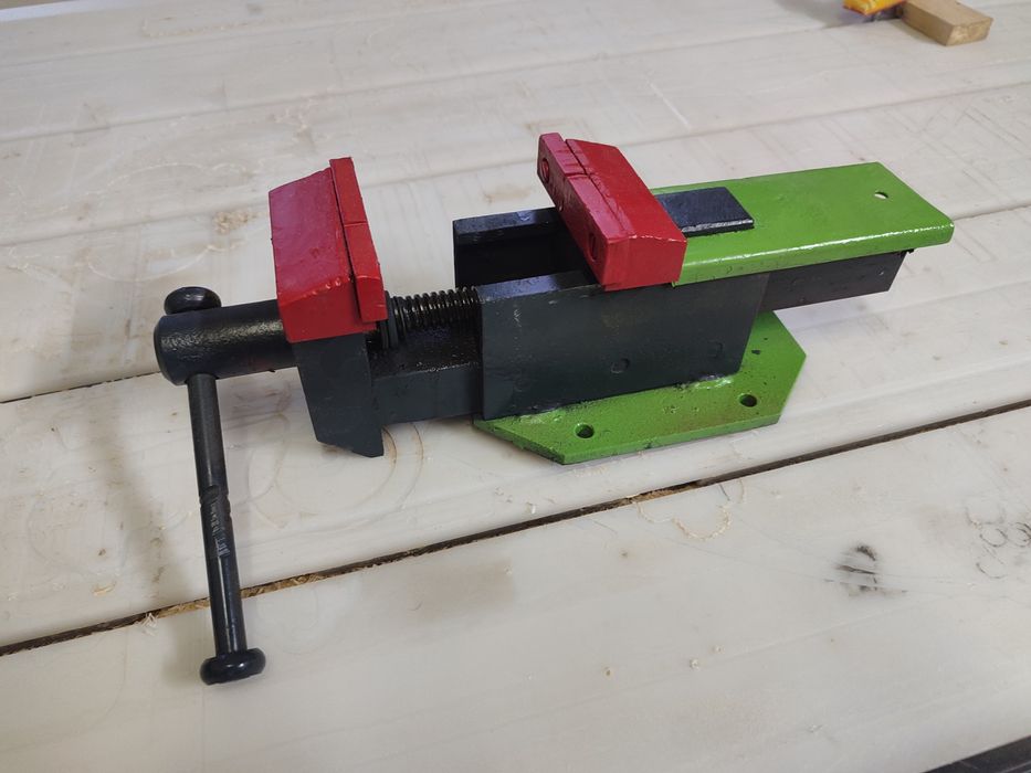 Menghină metal 95-130mm