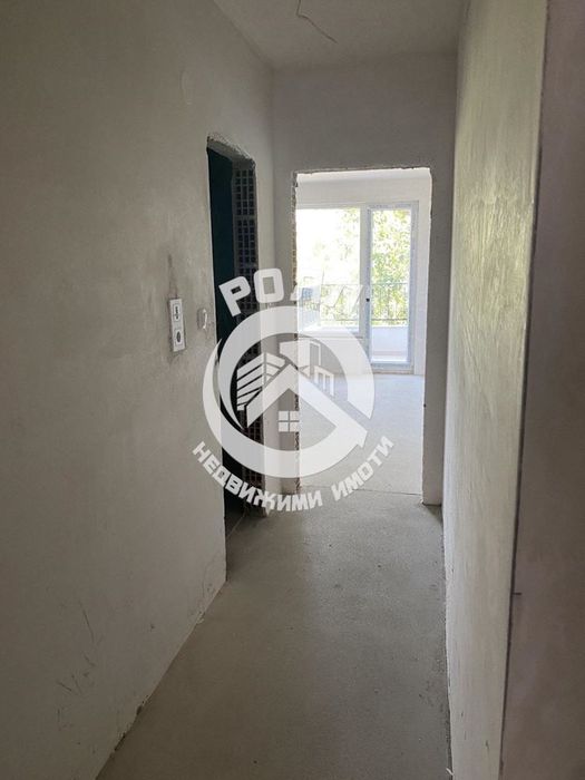 Продава се Двустаен апартамент в Пловдив, Христо Смирненски - 84 кв.м за 1186 €/кв.м - Снимка #2