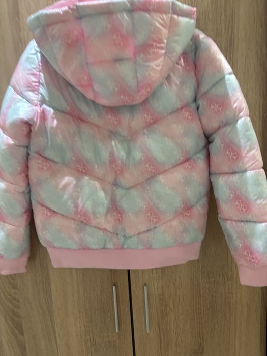 Оригинално Зимно яке Guess