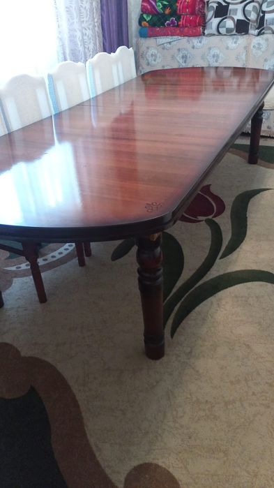 Продам стол в хорошем состоянии