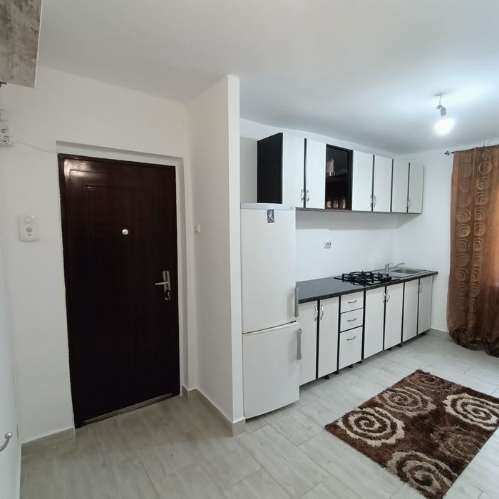 Vand ap 2 camere X mare rogerius
