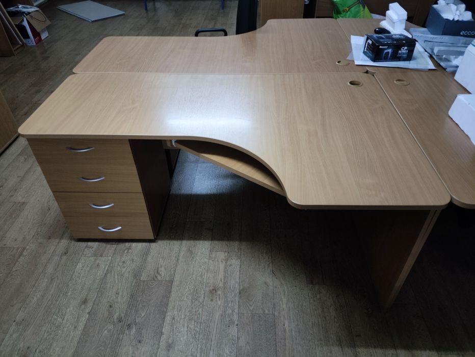 Компьютерные столы