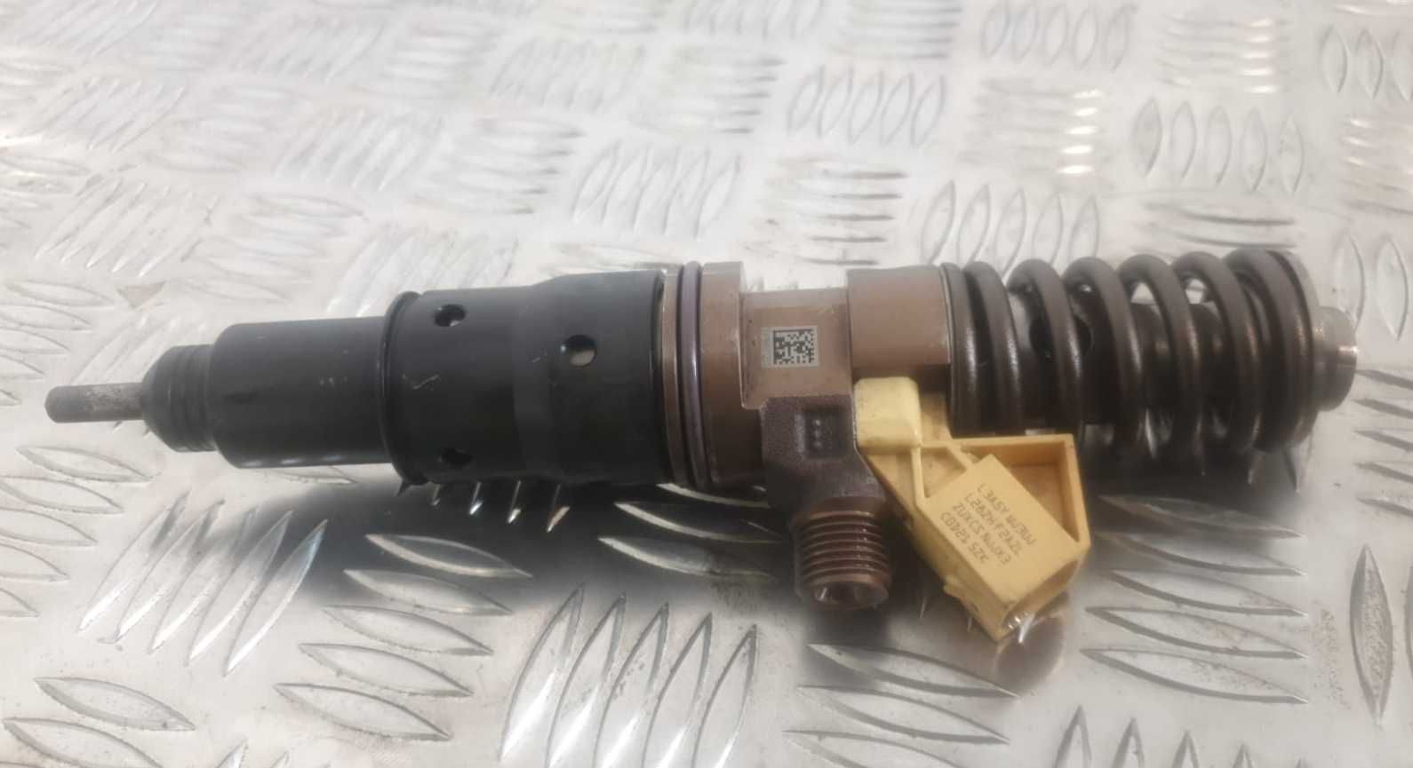 VOLVO DELPHI FH4 INJECTOR 22459521 - Piese de camioane Volvo