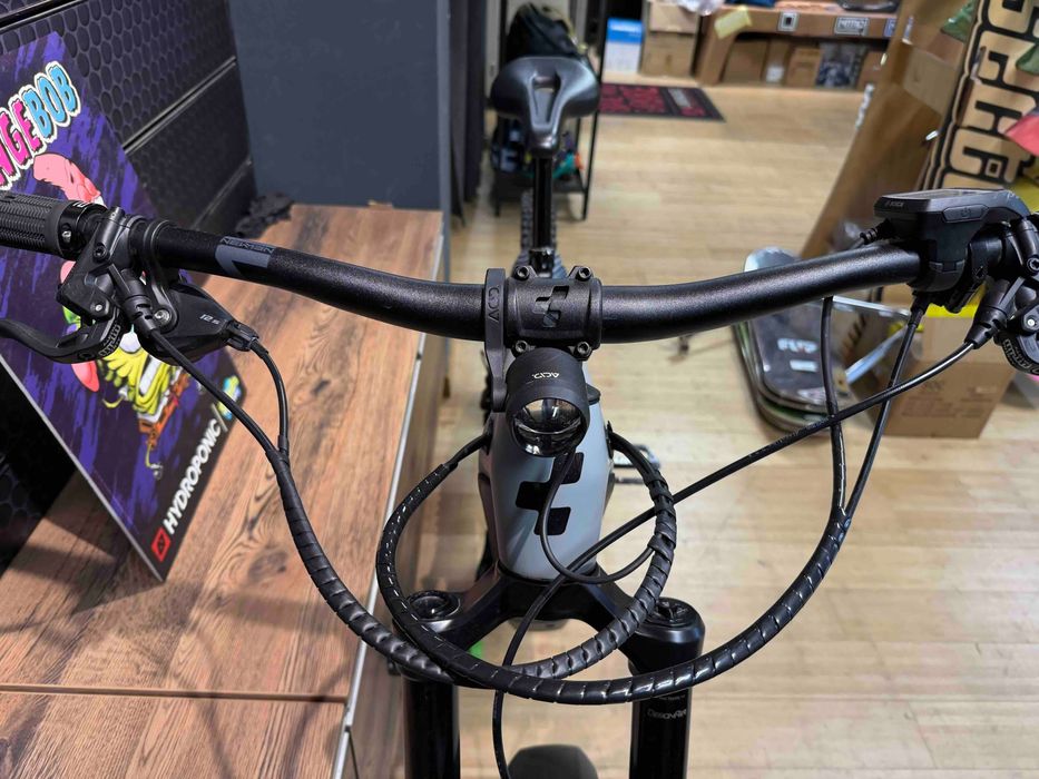 Vand Cube Stereo Hybrid HPC Race 170mm  S