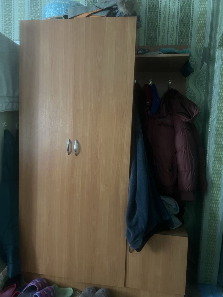 Шкаф для прихожей