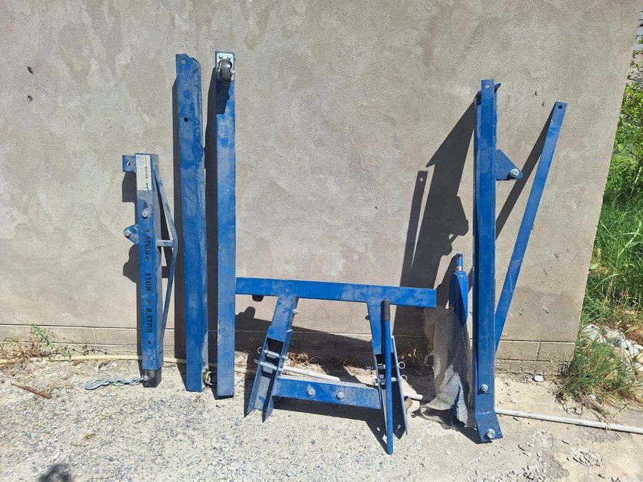 Подьемник для снятия двигателя