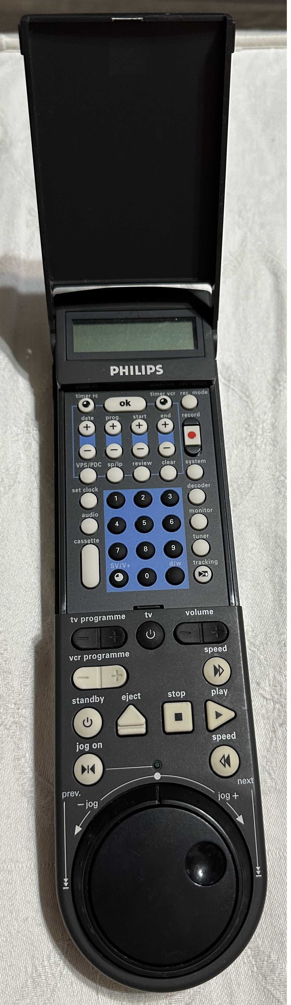 Vand telecomanda originala video recorder Philips.