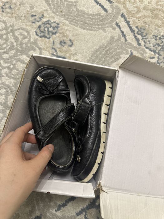 Тегін балалар киімі, ұлға да , қызға да бар. Шарф носки, махровый хала