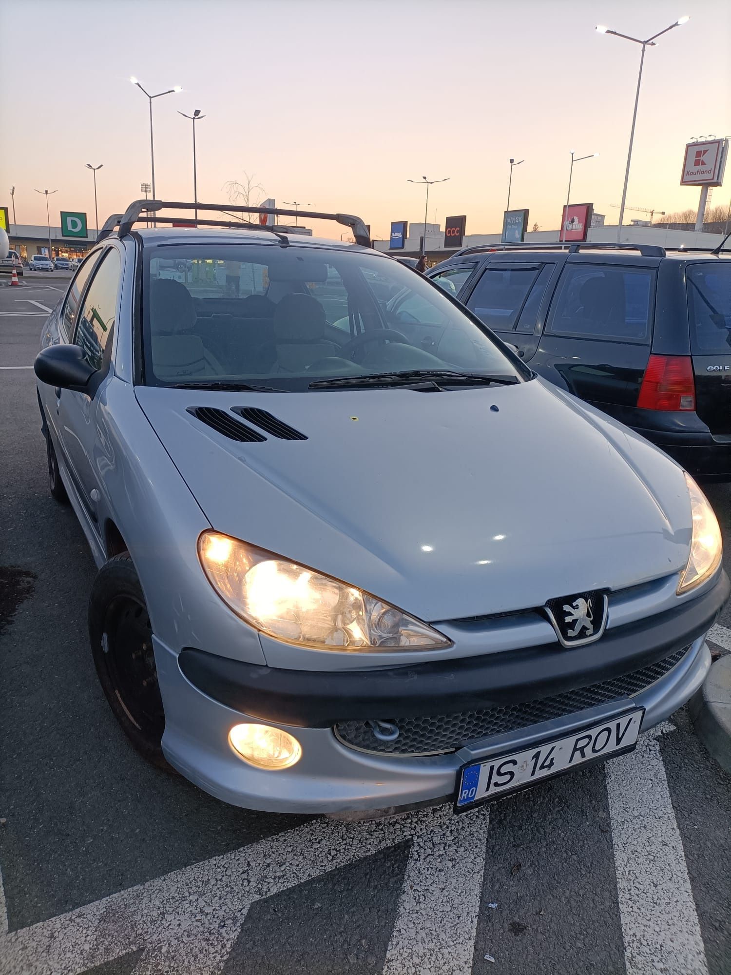 Peugeot 206,an 2008, cu instalație GPL !