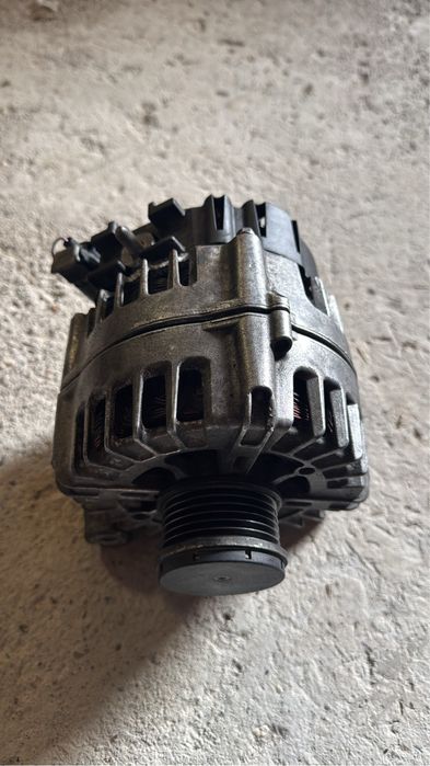 Alternator bmw F10 2.0d 2012
