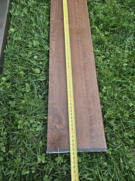 Vand 4 pervaze de aluminiu si una de PVC