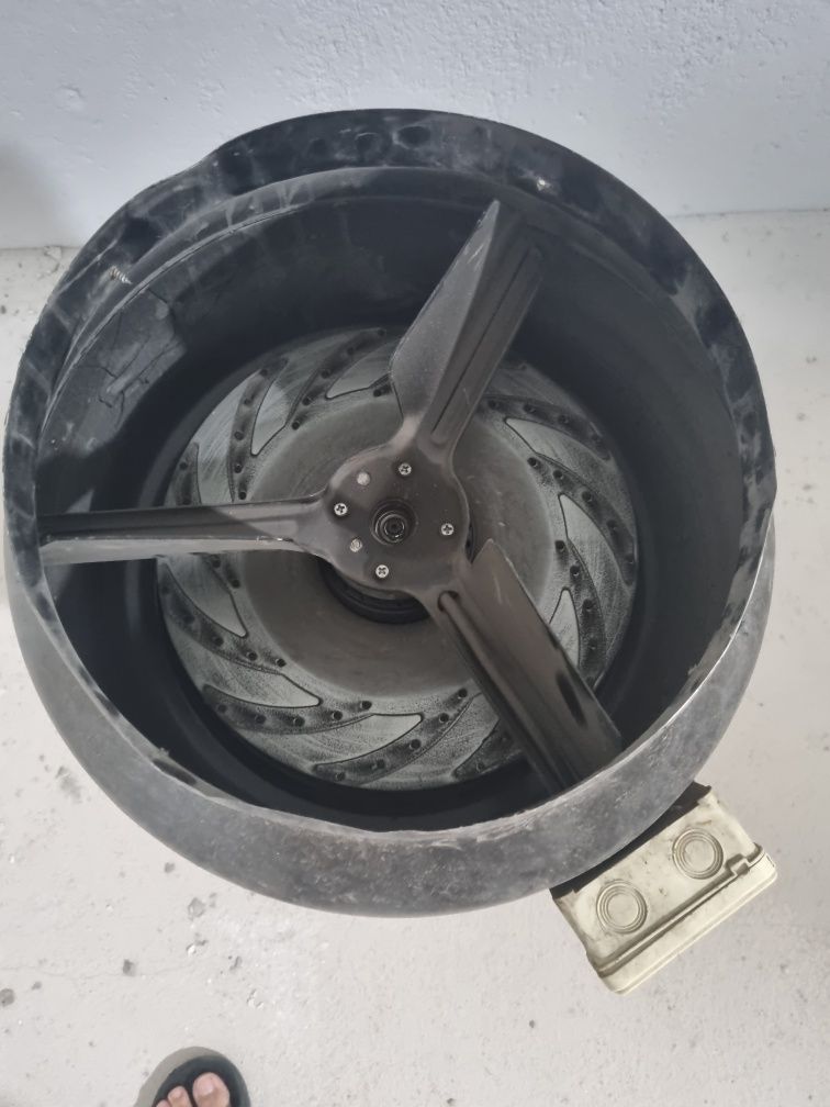 Продам вытяжку б/у