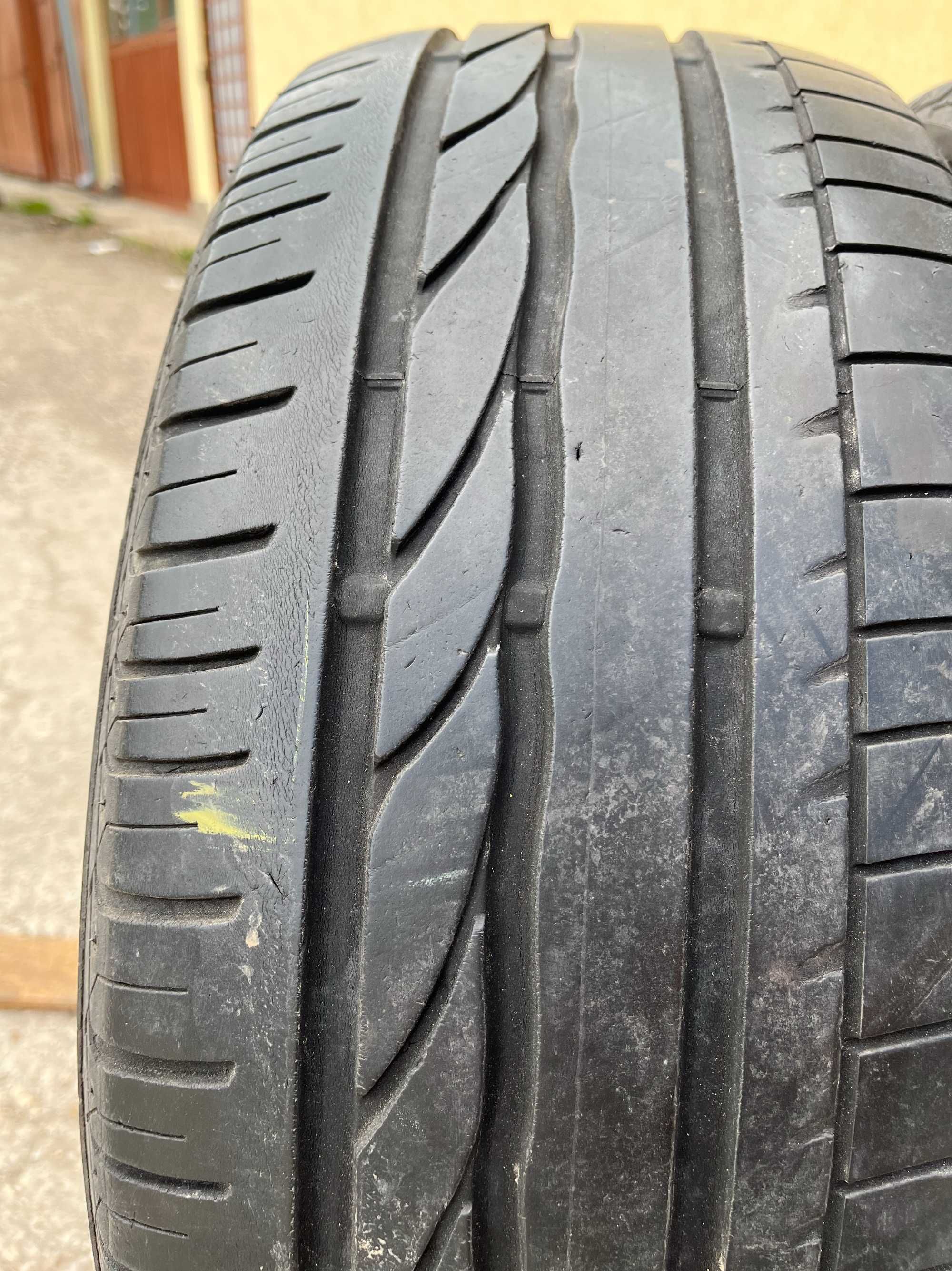 2 бр. летни гуми 225/55/17 Bridgestone RSC 5,2 mm DOT 1714