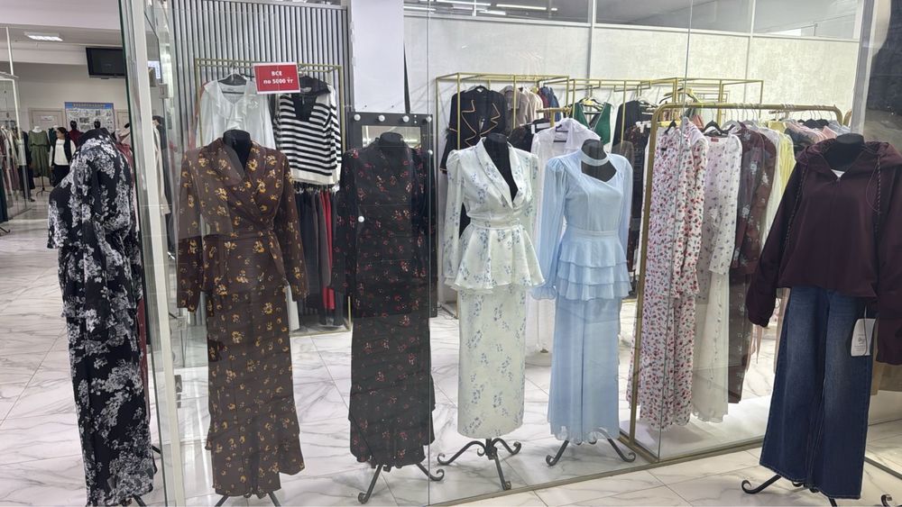 Продам бутик женской одежды