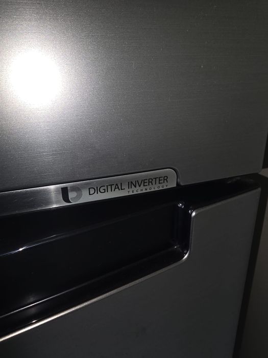 Frigider Digital Invertor, conditie buna