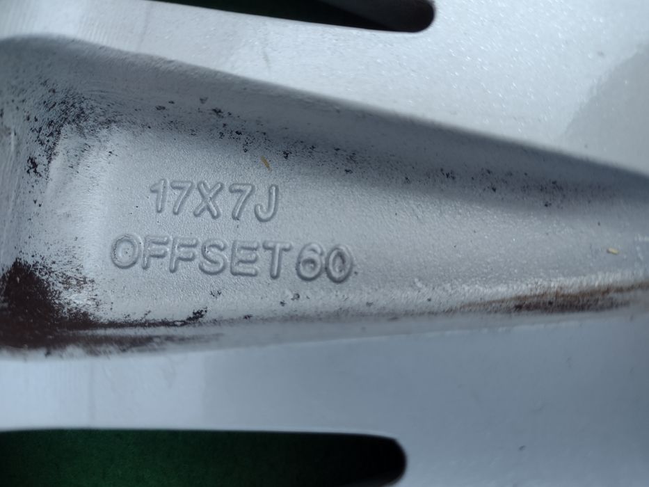 Перфектни 17-5х114.3 ЕТ60 7j Mazda 6