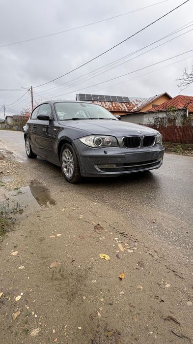 BMW seria 1 e87.