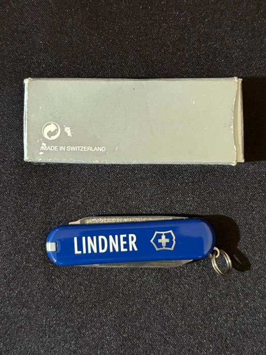 Швейцарски джобен нож Victorinox , нов продукт
