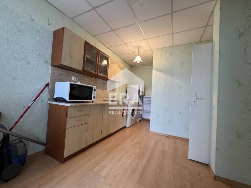 Продава се Тристаен апартамент в Силистра, Митница - 101 кв.м за 659 €/кв.м - Снимка #4