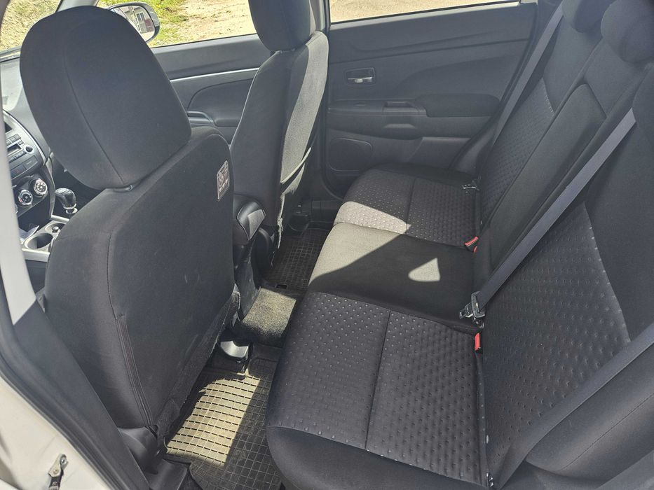 Masina Mitsubishi ASX an 2012