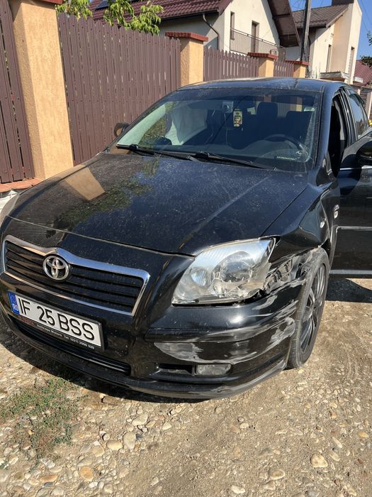 Toyota avensis t25 Avariat 2.0D4d 150.00km