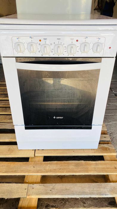 Продам электрическую плиту, полностью рабочая