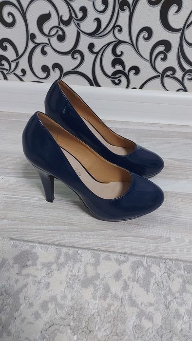 Продам   новые туфли