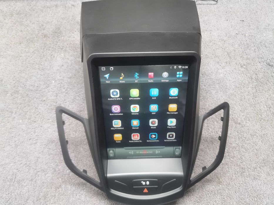 Navigatie Ford Fiesta TESLA android octacore 4/64gb ram SIM