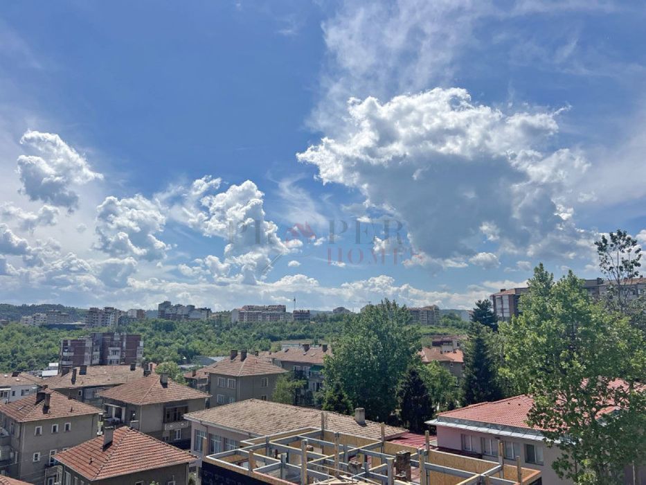 Продава се Тристаен апартамент в Велико Търново, Център - 145 кв.м за 856 €/кв.м - Снимка #2