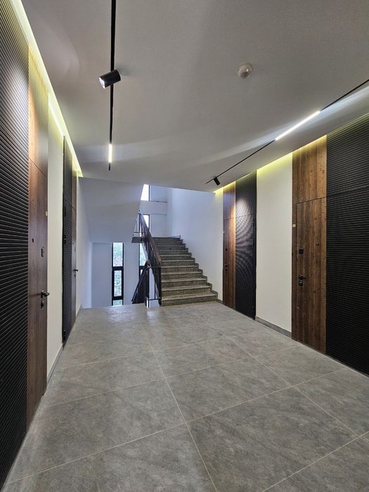 Metro Mirzo Ulugbek (Hokimiyat) 3 xonali Sotiladi Yangi‼️